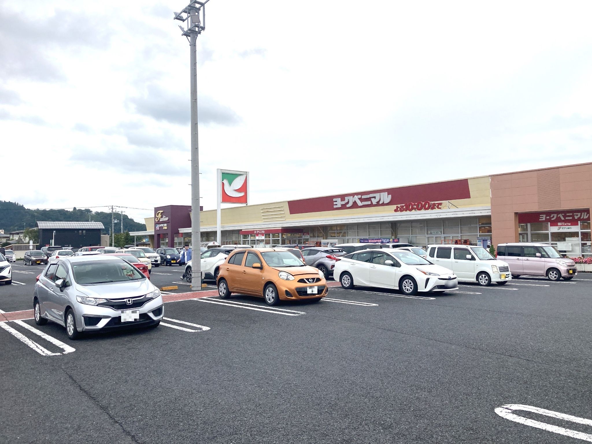 ヨークベニマル天童老野森店